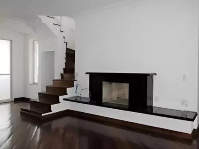 sala de baixo com lareira